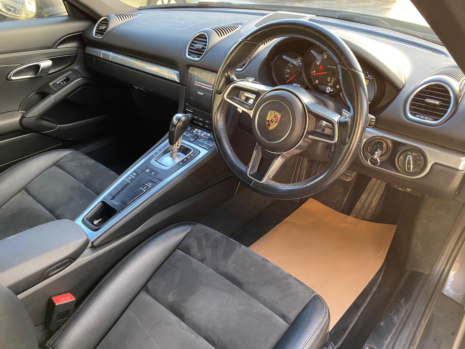 Used Porsche Cayman 2018 for sale - 78186524: Photo 14