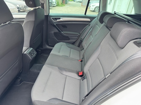 Used Volkswagen Golf 2014 for sale - 76231980: Photo 29