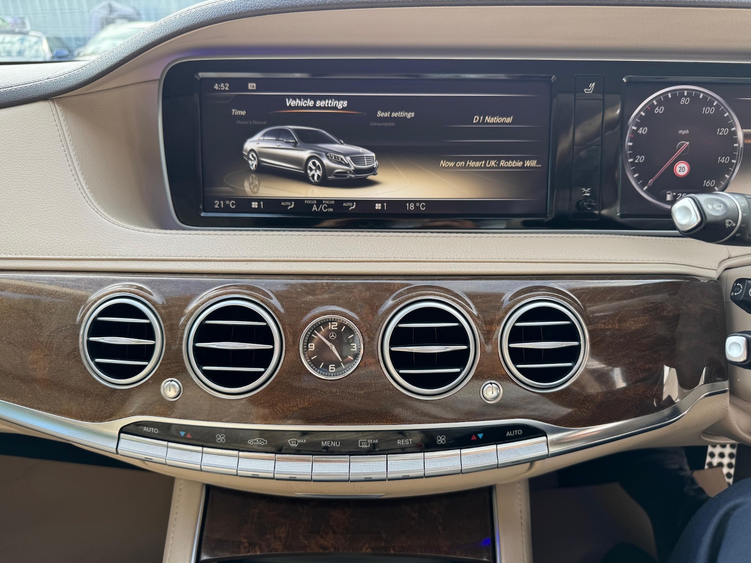 Used Mercedes-Benz S Class 2014 for sale - 76500703: Photo 21