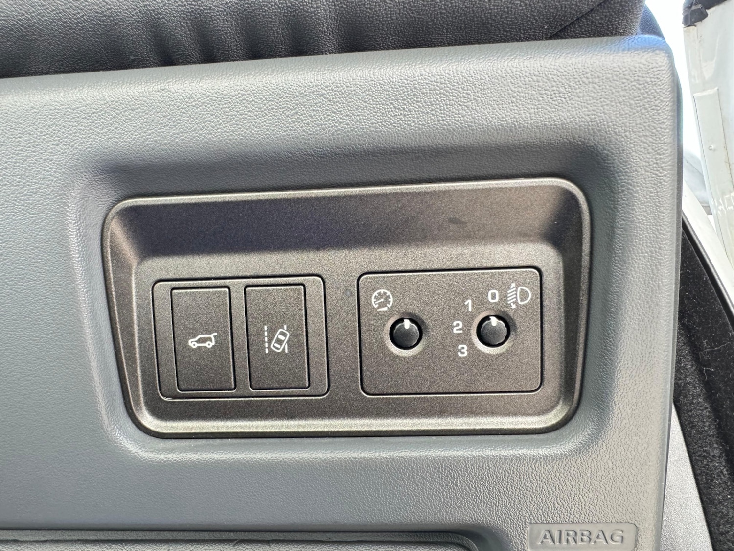 Vehicle 27