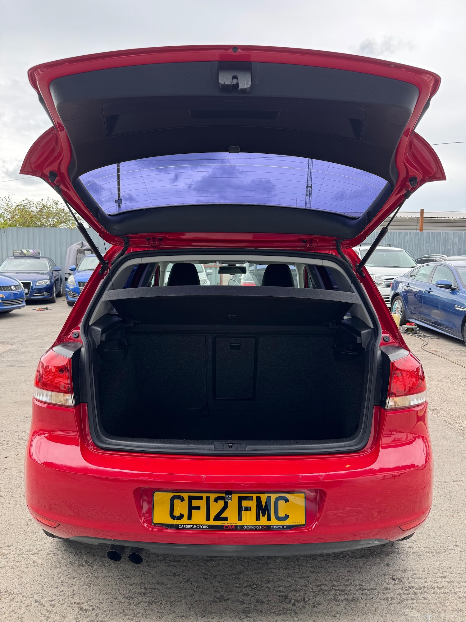 Used Volkswagen Golf 2012 for sale - 76474398: Photo 10