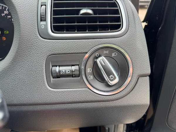 Used Volkswagen Polo 2010 for sale - 76206618: Photo 24