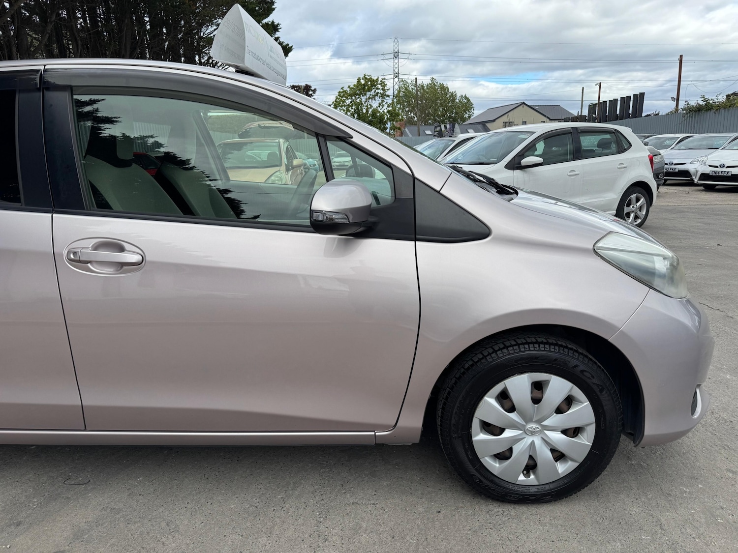 Used Toyota Vitz 2025 for sale - 77280486: Photo 5