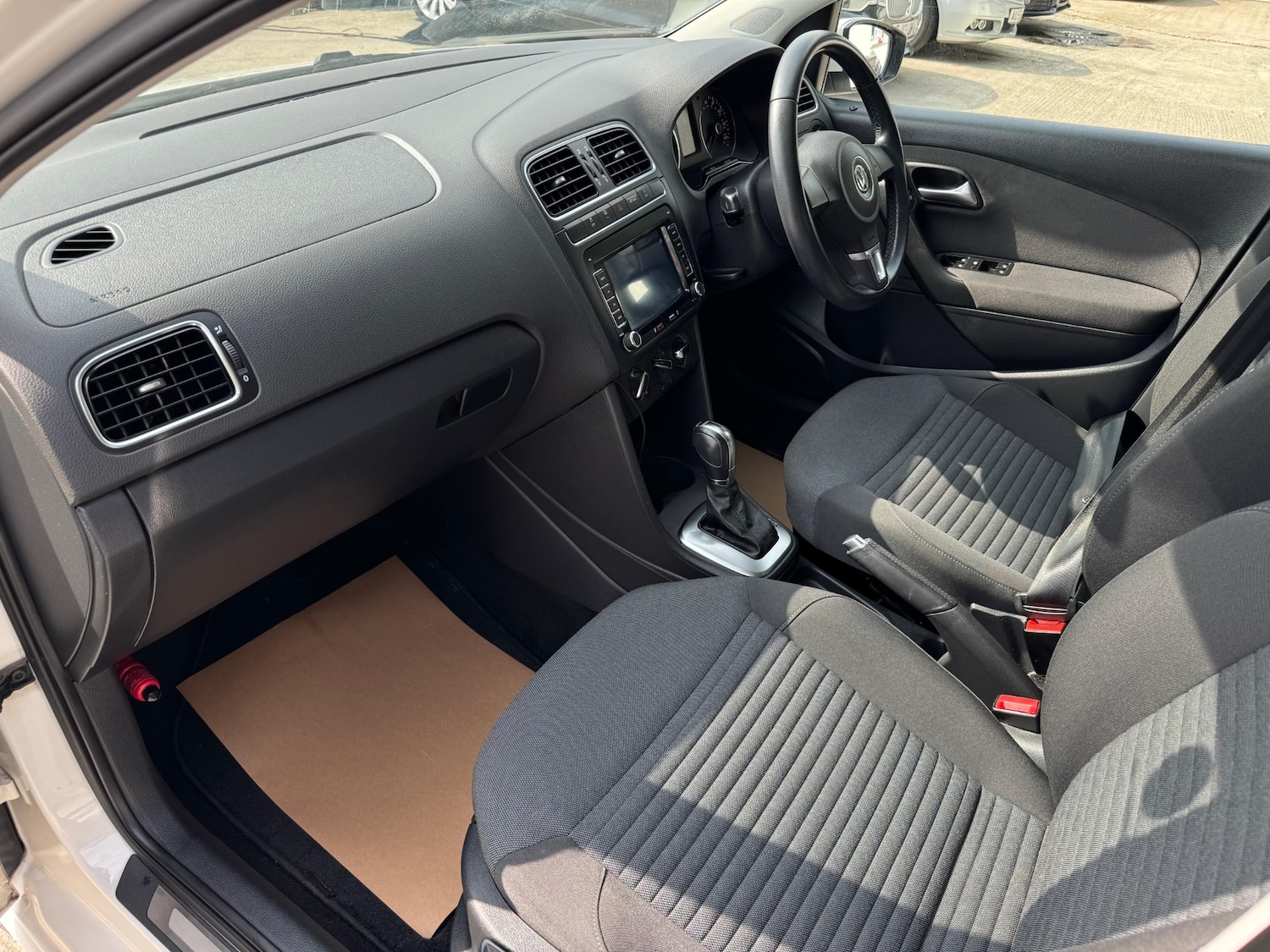 Used Volkswagen Polo 2014 for sale - 76143293: Photo 31