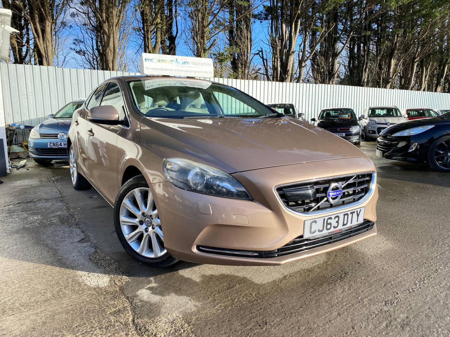 Used Volvo V40 2013 for sale - 77893554: Photo 1