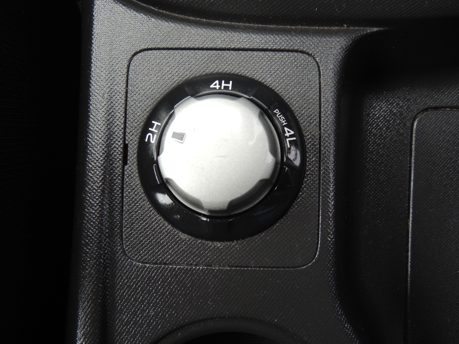 Used Isuzu D-Max 2014 for sale - 76928153: Photo 24