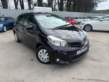 Used Toyota Vitz 2013 for sale - 75511825: Photo