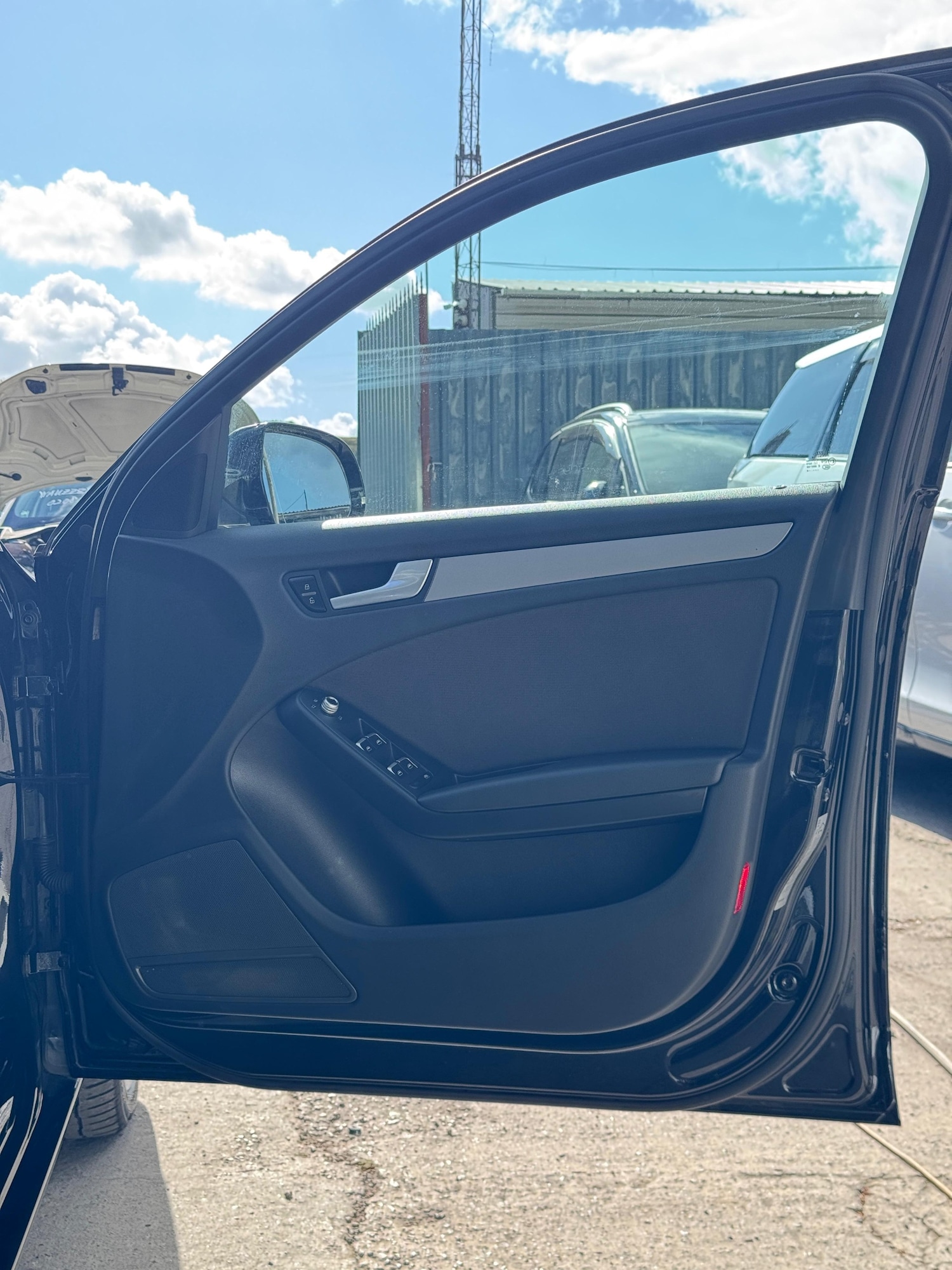 Used Audi A4 2014 for sale - 77067523: Photo 26