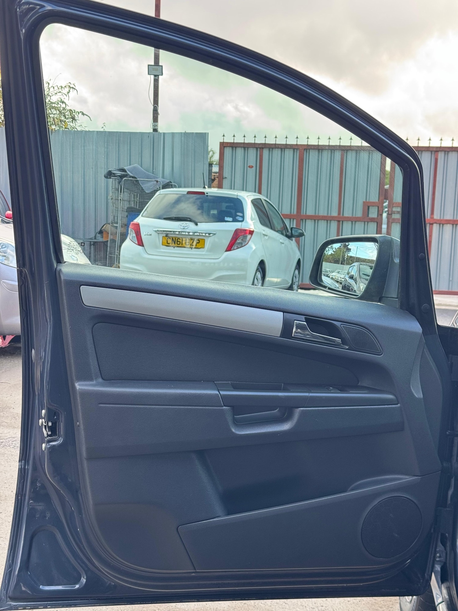 Vehicle 29