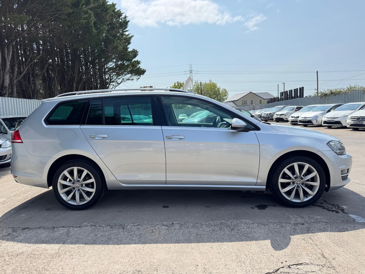 Used Volkswagen Golf 2014 for sale - 76773451: Photo 4