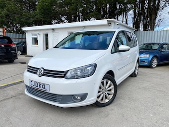 Used Volkswagen Touran 2013 for sale - 79320347: Photo