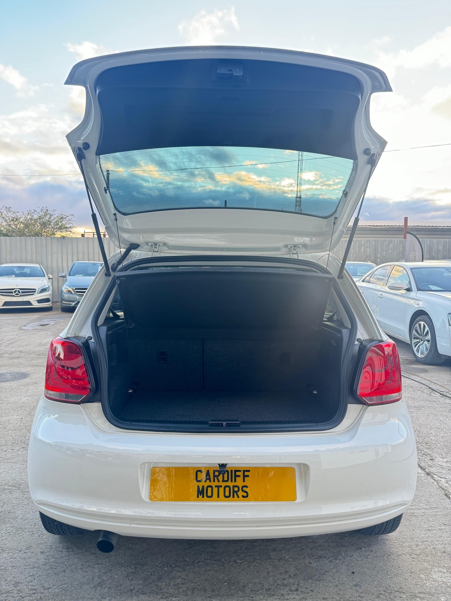 Used Volkswagen Polo 2024 for sale - 76659752: Photo 11