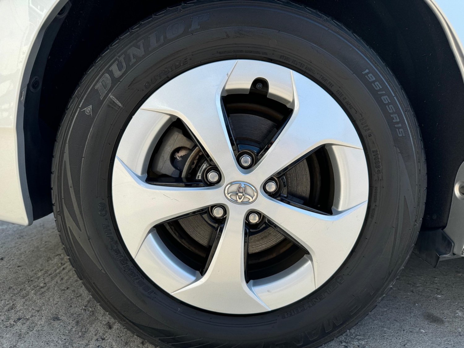 Used Toyota Prius 2012 for sale - 76573821: Photo 33