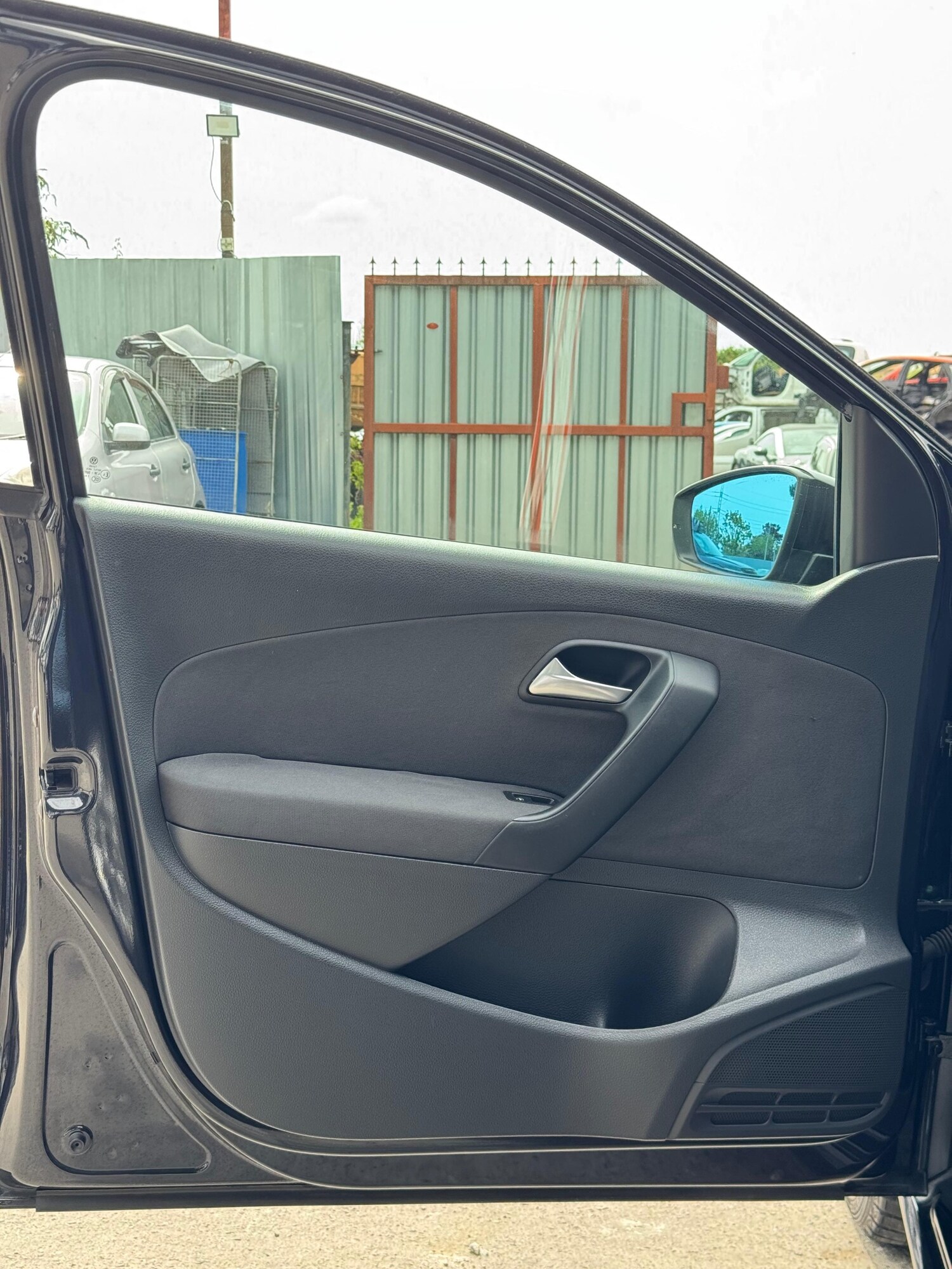 Vehicle 29