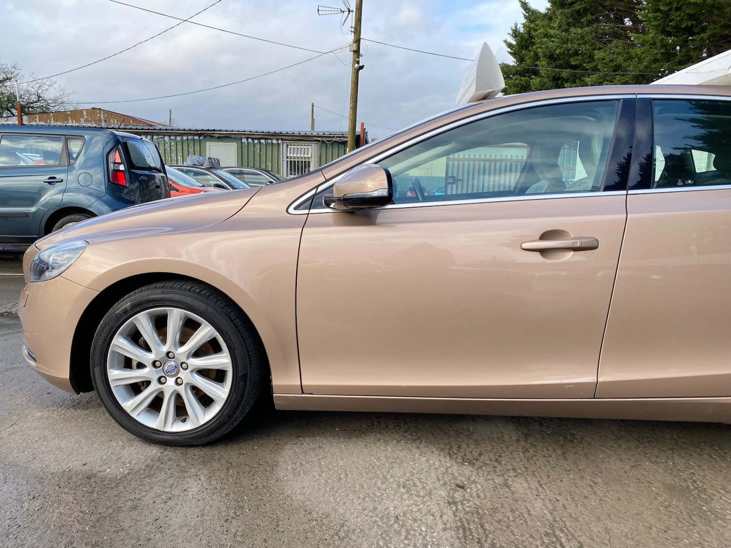 Used Volvo V40 2026 for sale - 77340606: Photo 7