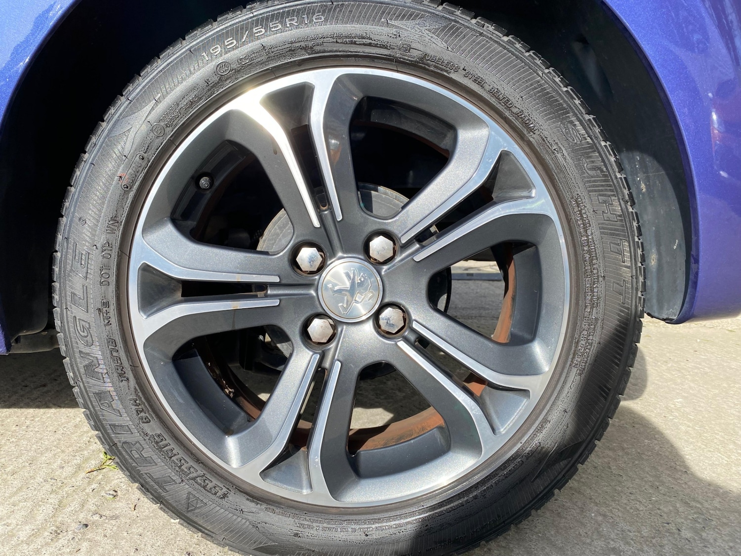 Used Peugeot 208 2015 for sale - 77770308: Photo 33