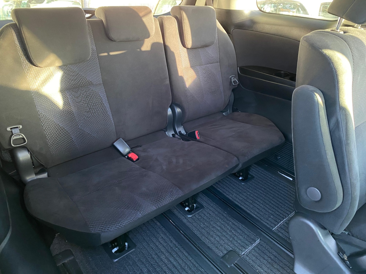 Used Toyota Estima 2013 for sale - 77754520: Photo 16