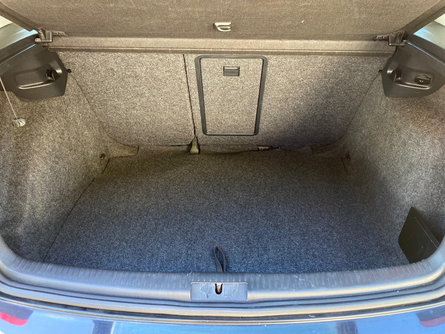 Used Volkswagen Golf 2010 for sale - 76840334: Photo 11