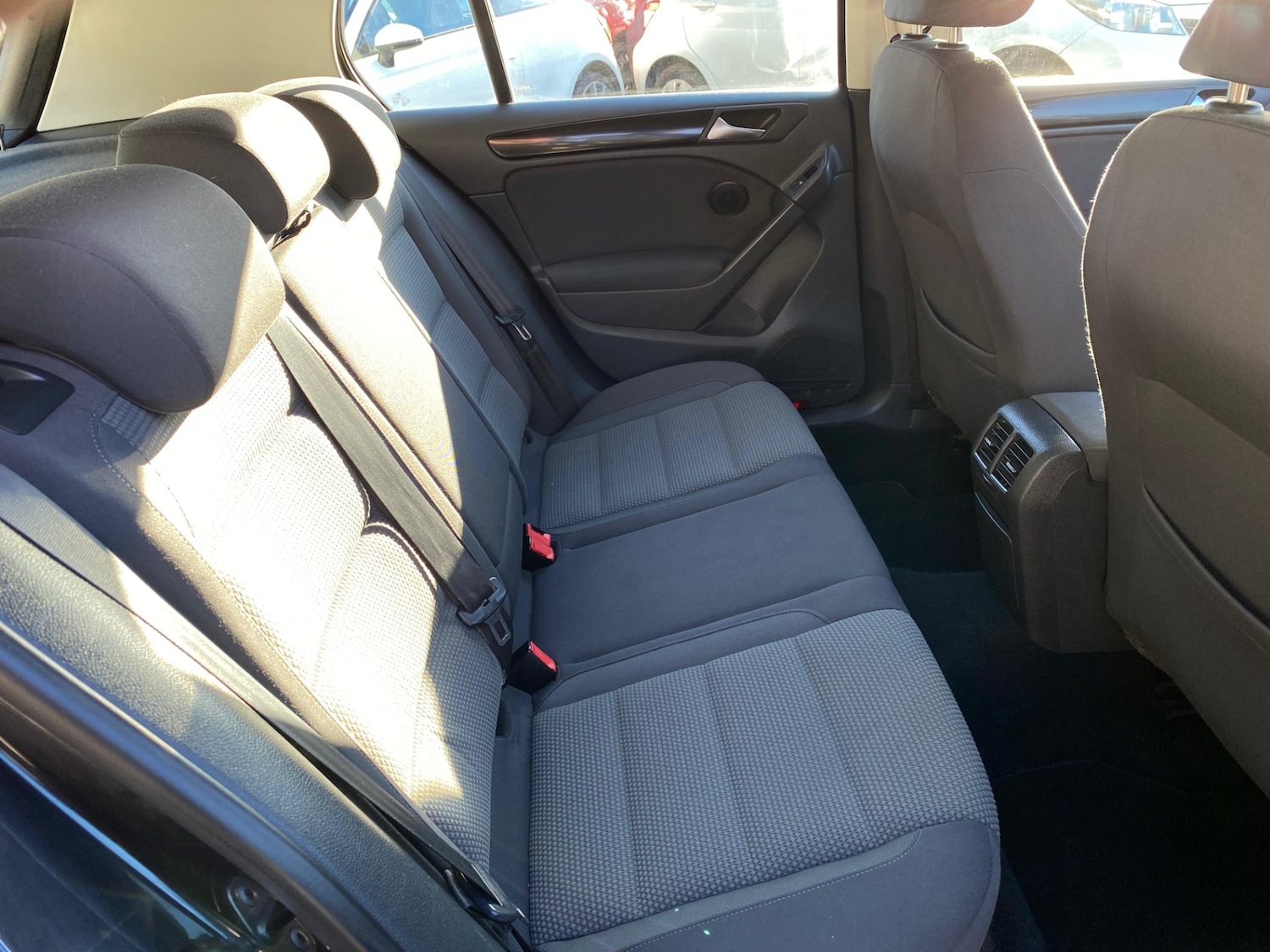 Used Volkswagen Golf 2010 for sale - 76840334: Photo 14