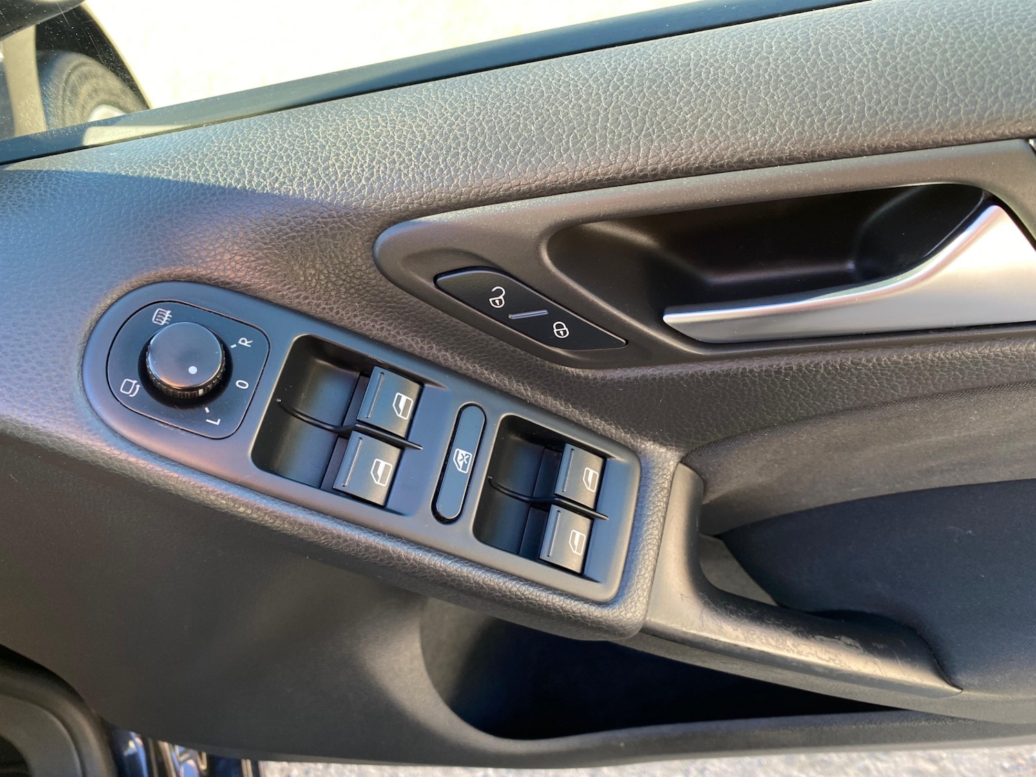 Used Volkswagen Golf 2010 for sale - 76840334: Photo 25