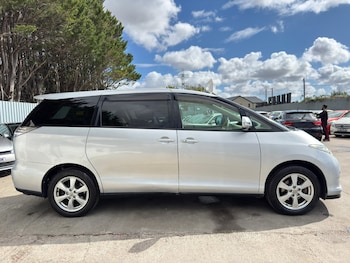 Used Toyota Estima 2009 for sale - 75763182: Photo