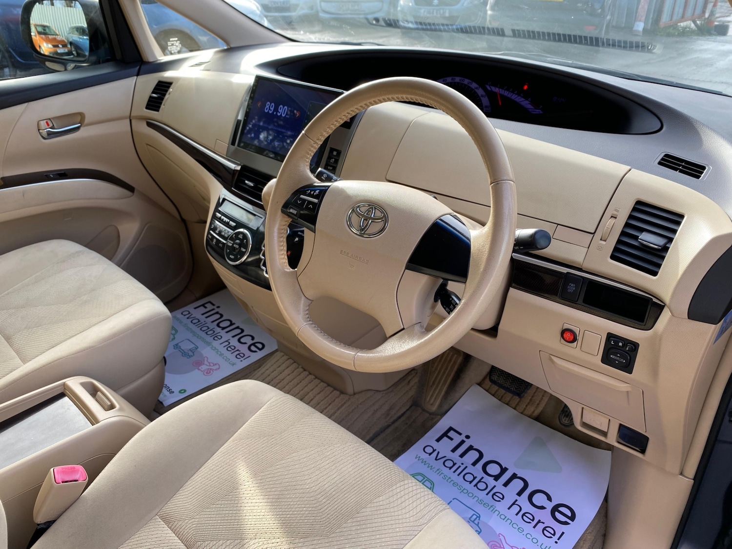 Used Toyota Estima 2026 for sale - 77512160: Photo 13