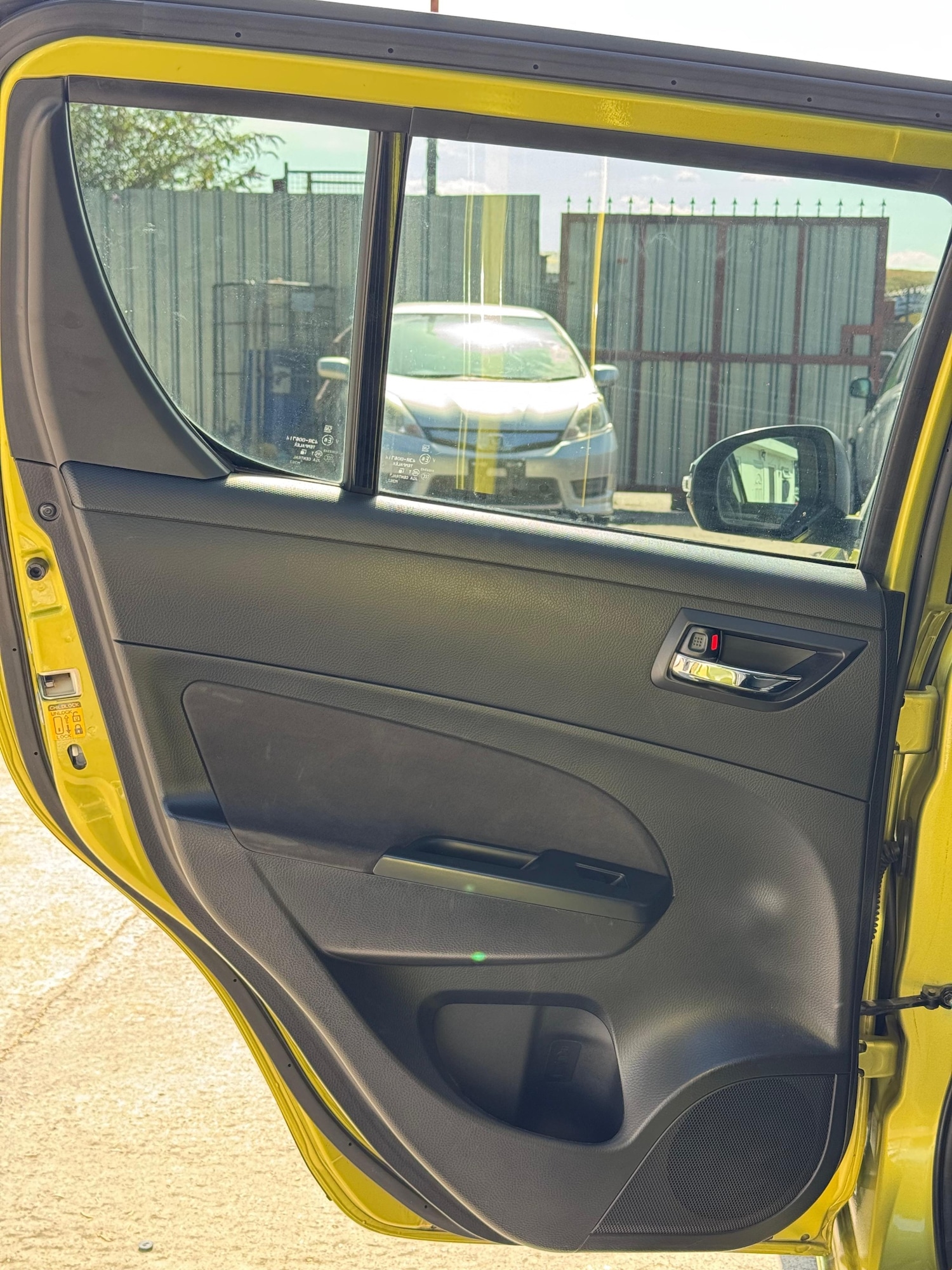 Vehicle 28
