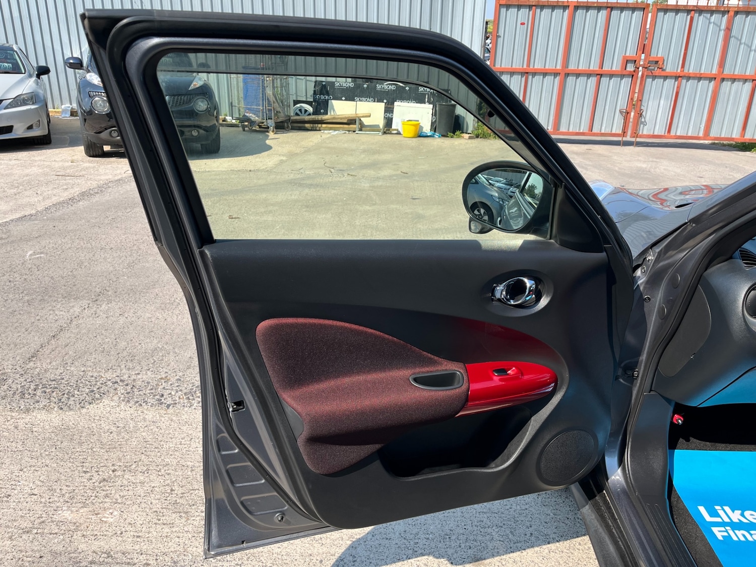 Vehicle 29