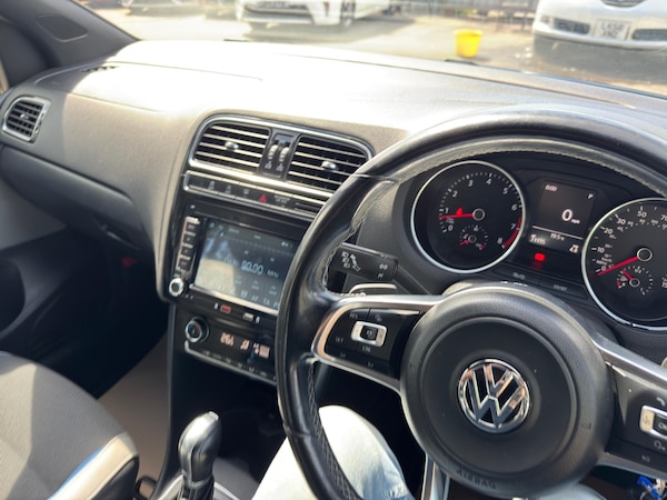 Used Volkswagen Polo 2014 for sale - 76231397: Photo 17