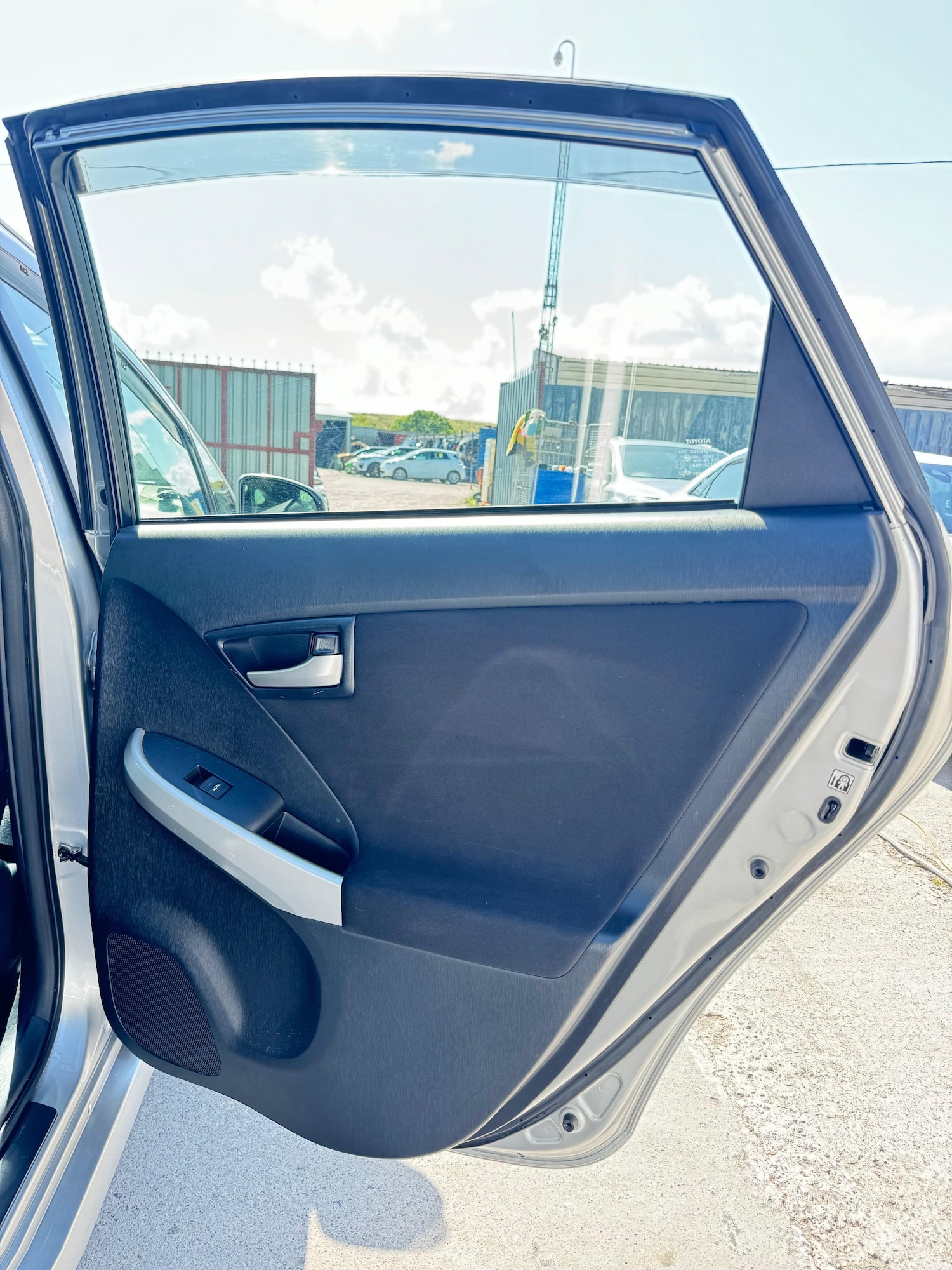 Used Toyota Prius 2012 for sale - 76759980: Photo 29