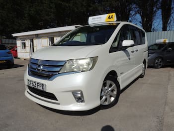 Used Nissan Serena 2013 for sale - 79771378: Photo