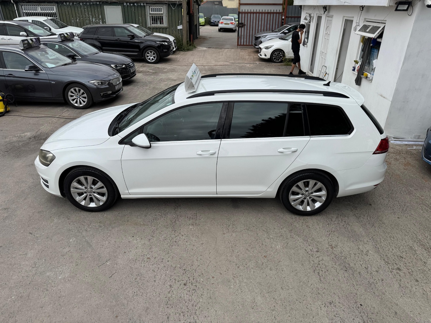 Used Volkswagen Golf 2014 for sale - 76101843: Photo 37