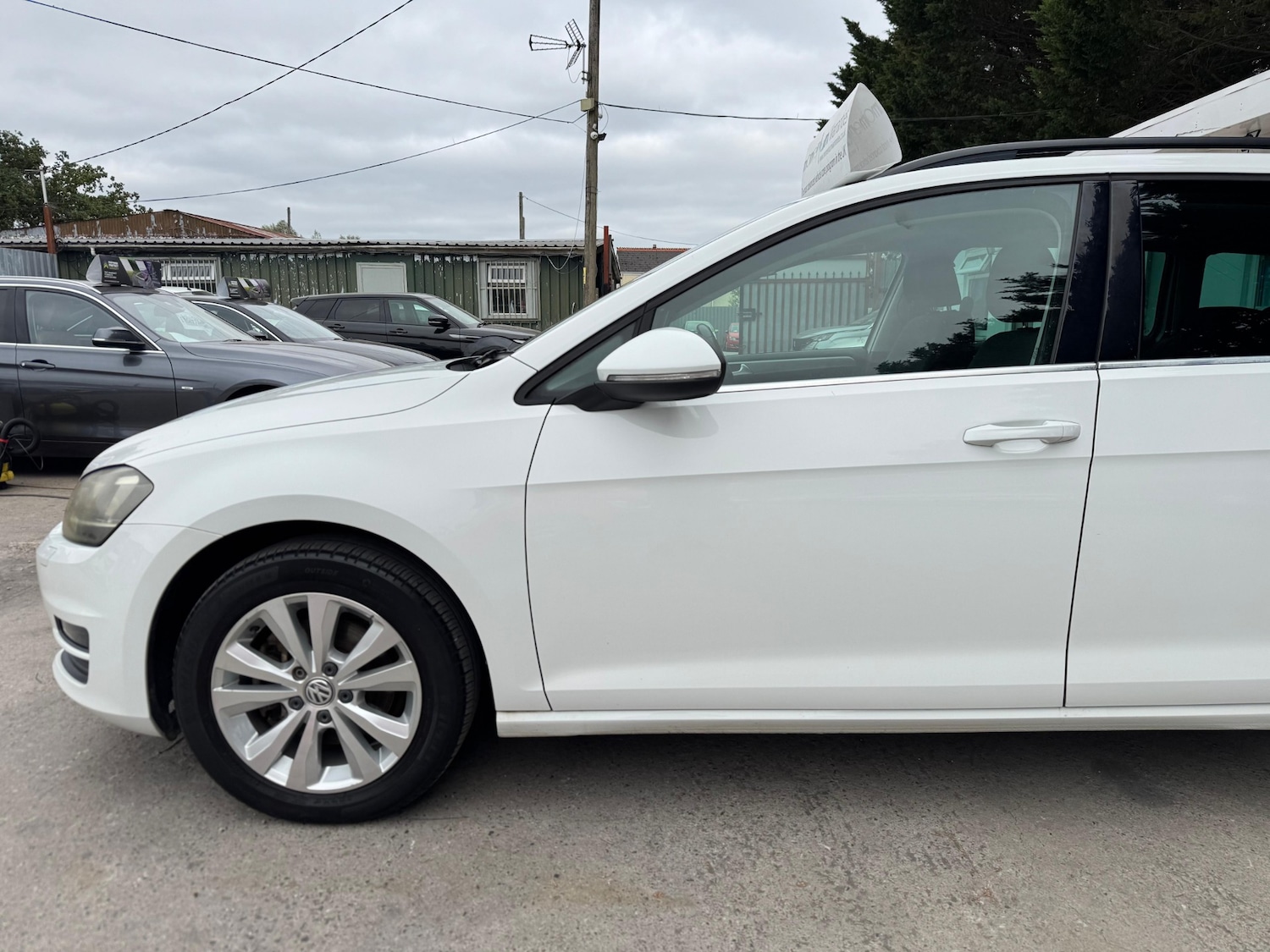 Used Volkswagen Golf 2014 for sale - 76101843: Photo 8