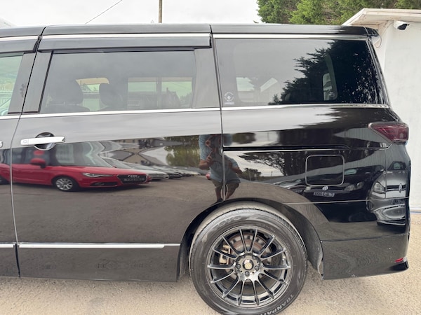 Used Nissan Elgrand 2011 for sale - 76207163: Photo 9