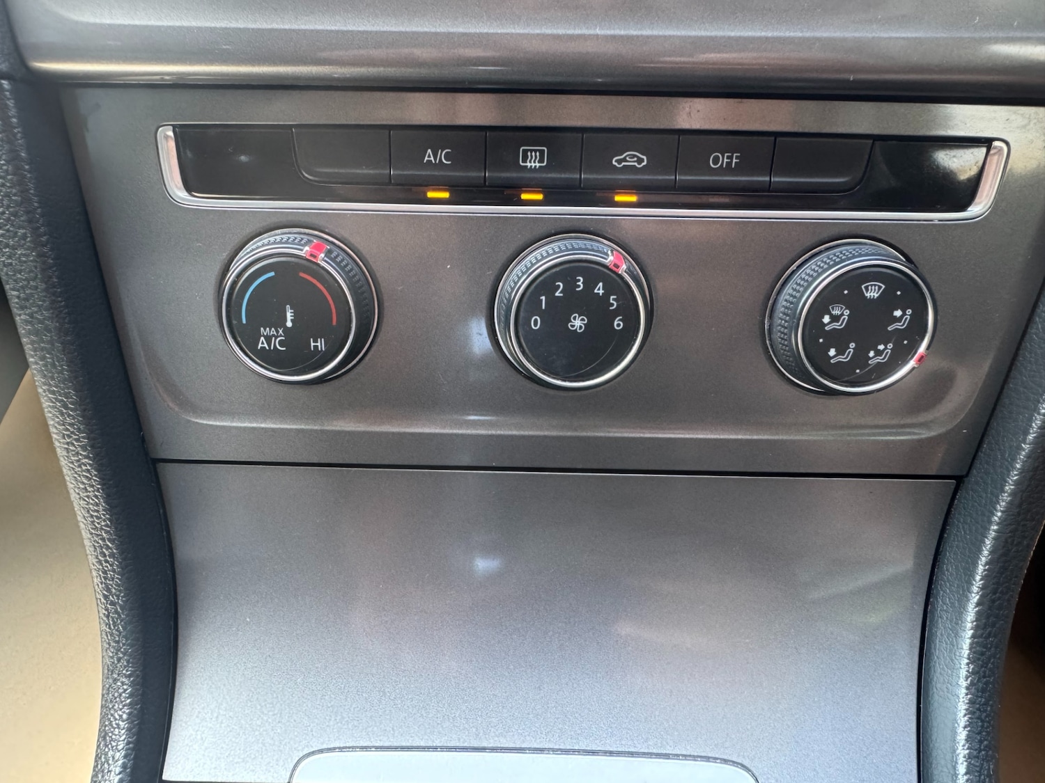 Used Volkswagen Golf 2013 for sale - 76129092: Photo 20