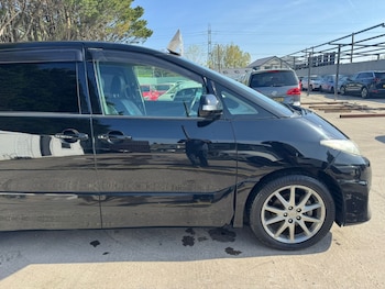Used Toyota Estima 2010 for sale - 78411498: Photo