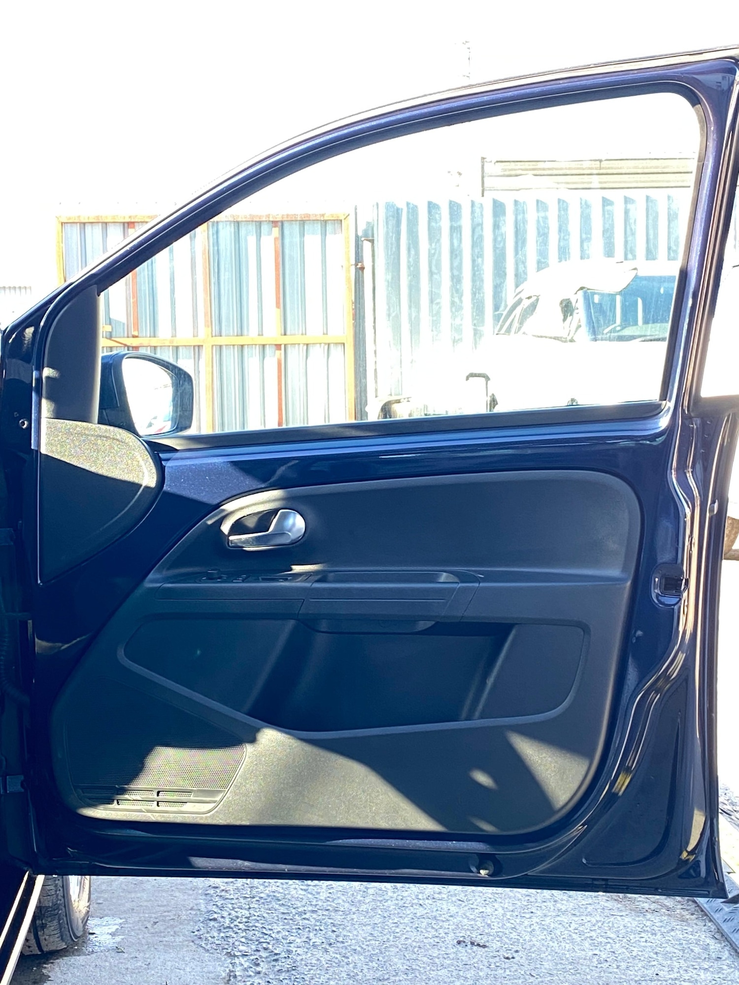 Used Volkswagen up! 2013 for sale - 78021678: Photo 24