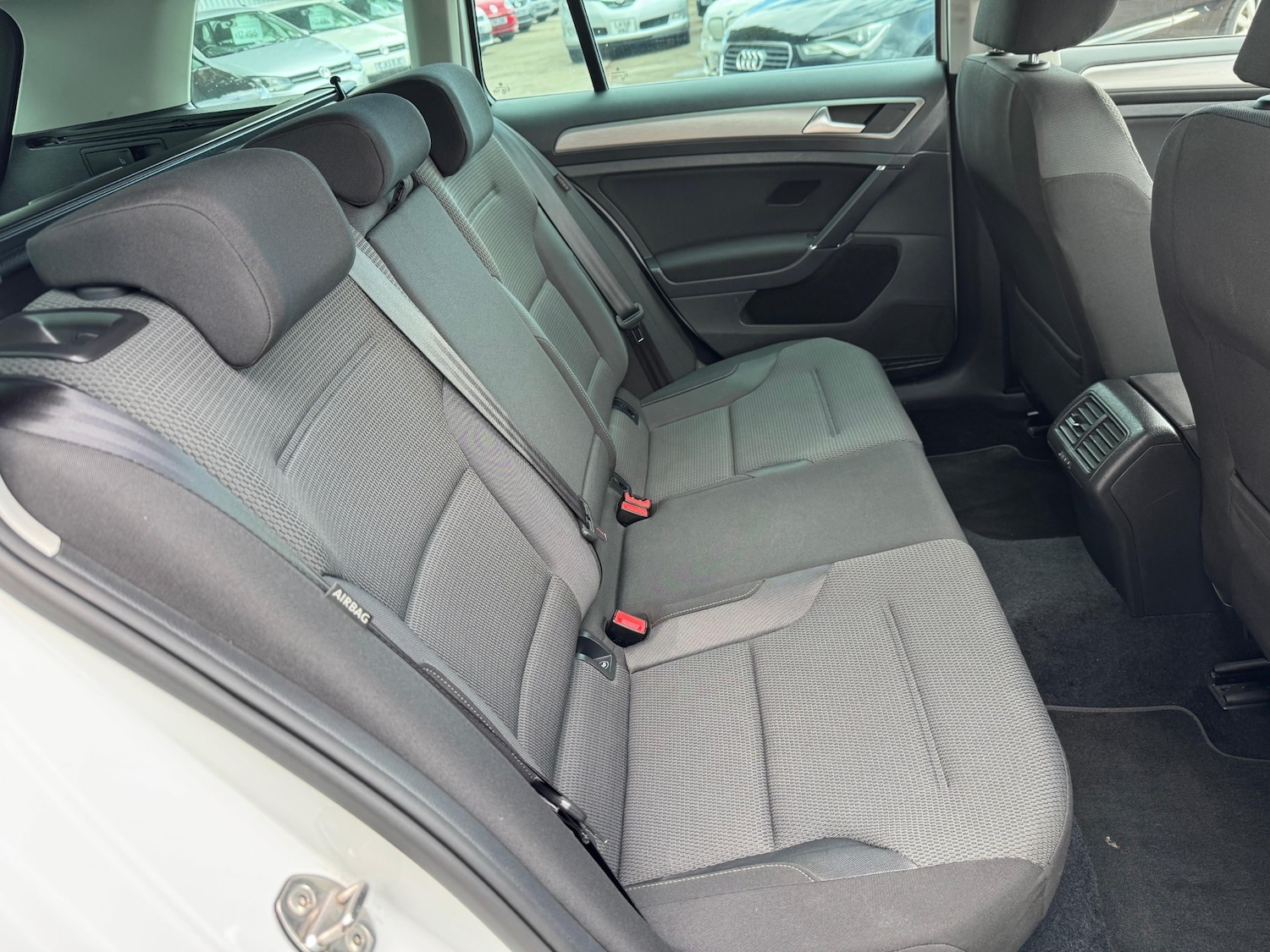 Used Volkswagen Golf 2014 for sale - 77333243: Photo 14