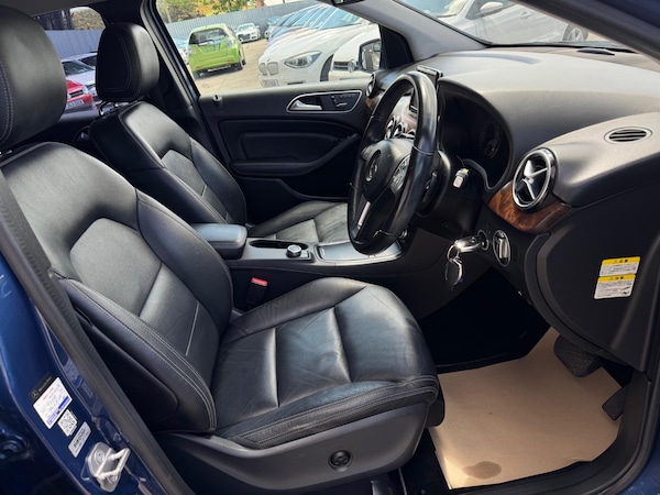 Used Mercedes-Benz B Class 2012 for sale - 76289027: Photo 13