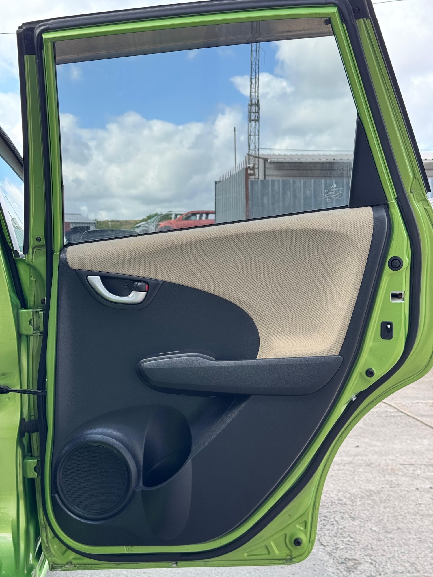 Used Honda Fit 2011 for sale - 77696965: Photo 26