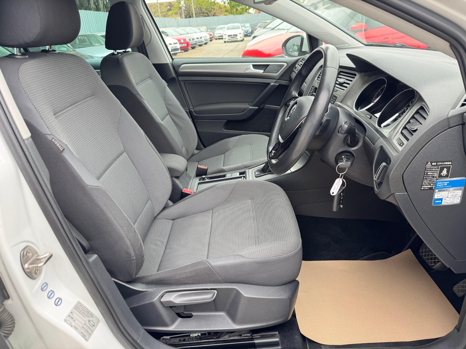 Used Volkswagen Golf 2014 for sale - 77672057: Photo 14