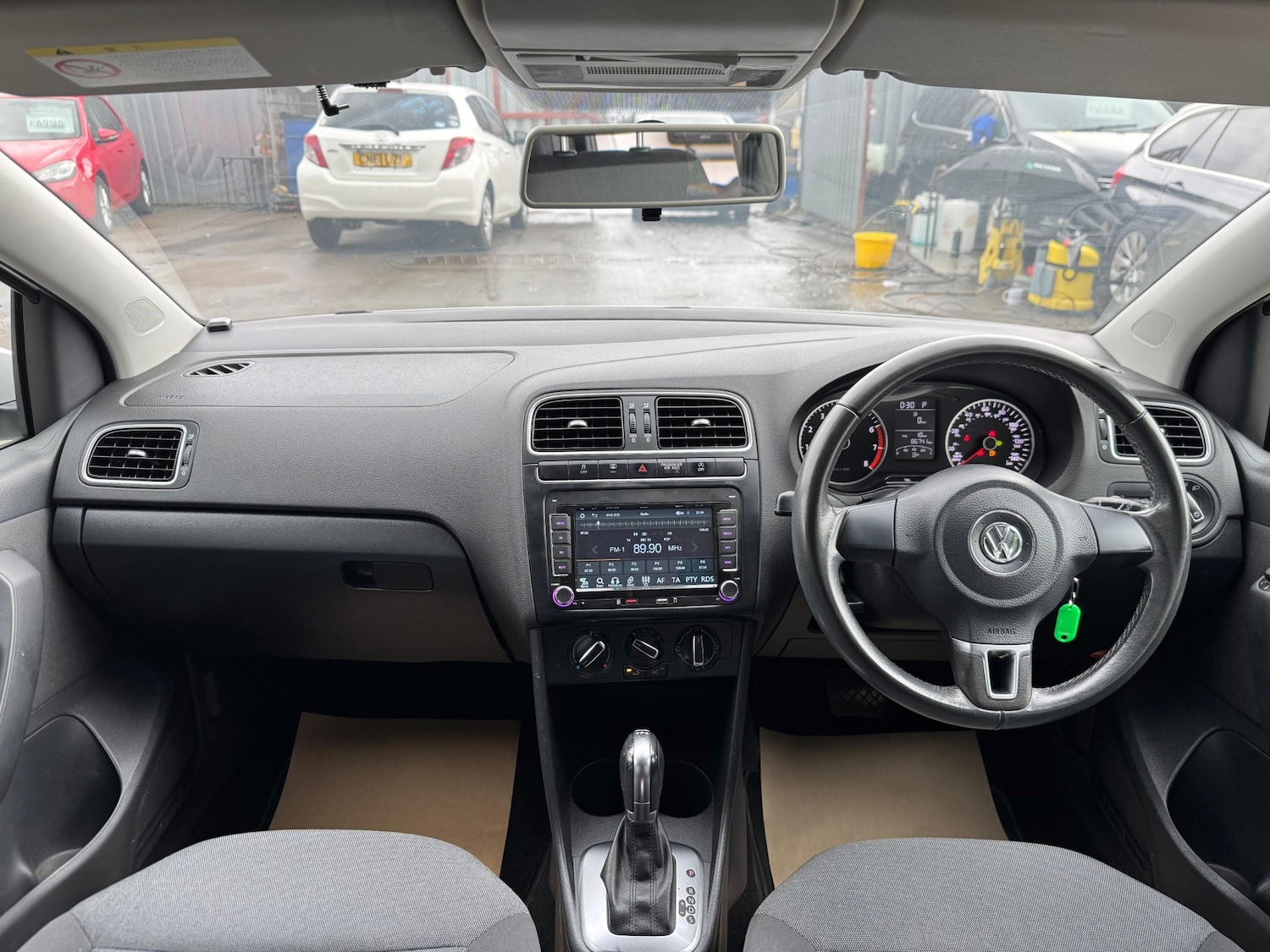 Used Volkswagen Polo 2013 for sale - 76609298: Photo 16