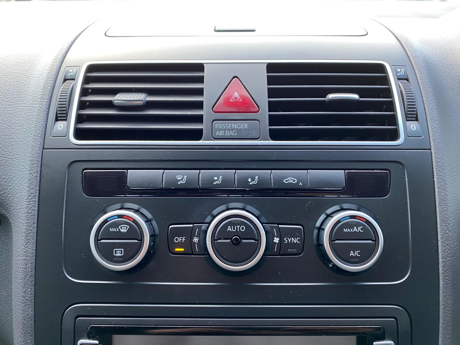 Used Volkswagen Touran 2013 for sale - 77739183: Photo 21