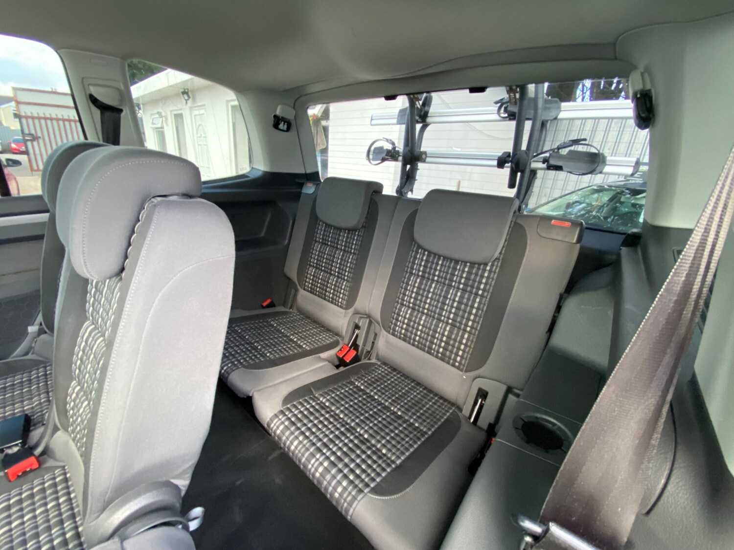 Used Volkswagen Touran 2013 for sale - 77739183: Photo 32