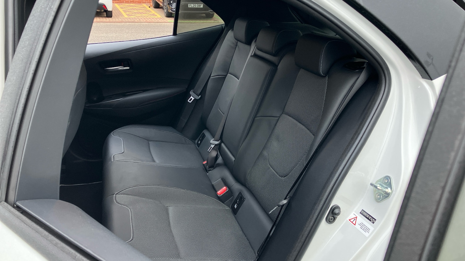 Used Toyota Corolla 2023 for sale - 76796823: Photo 39