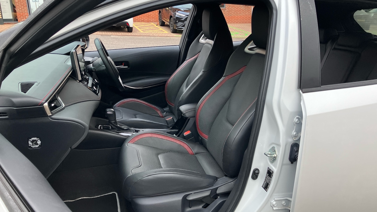 Used Toyota Corolla 2023 for sale - 76796823: Photo 40