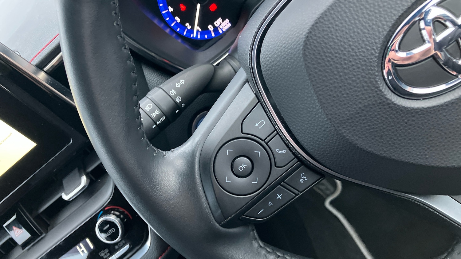 Used Toyota Corolla 2023 for sale - 76796823: Photo 43