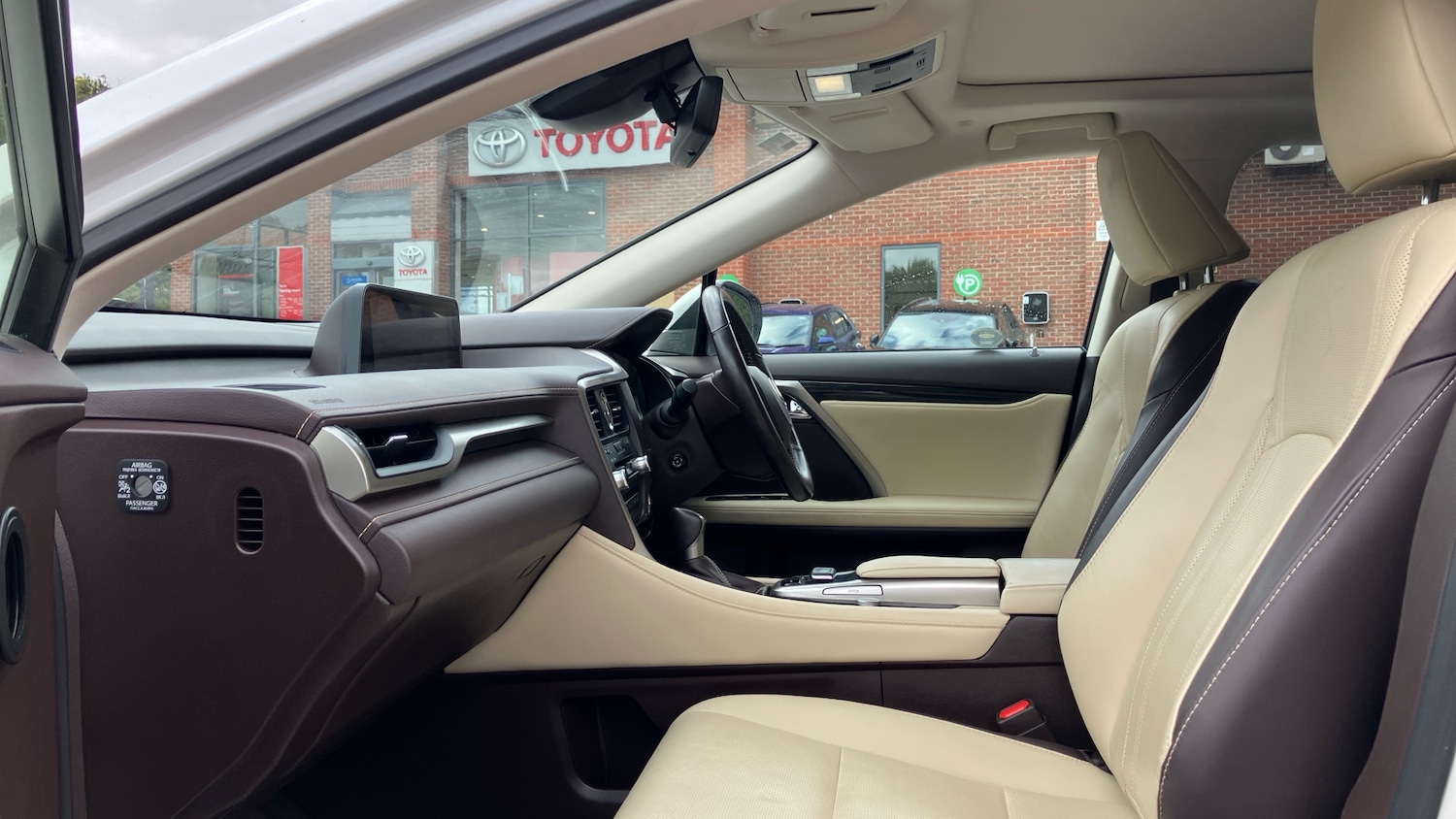 Used Lexus RX 2018 for sale - 76588931: Photo 10