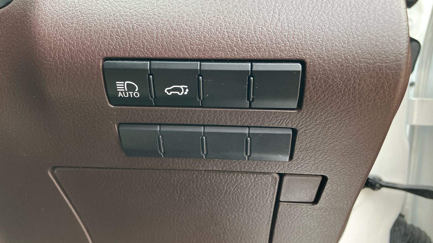 Used Lexus RX 2018 for sale - 76588931: Photo 32