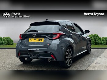 Used Toyota Yaris 2025 for sale - 77883789: Photo